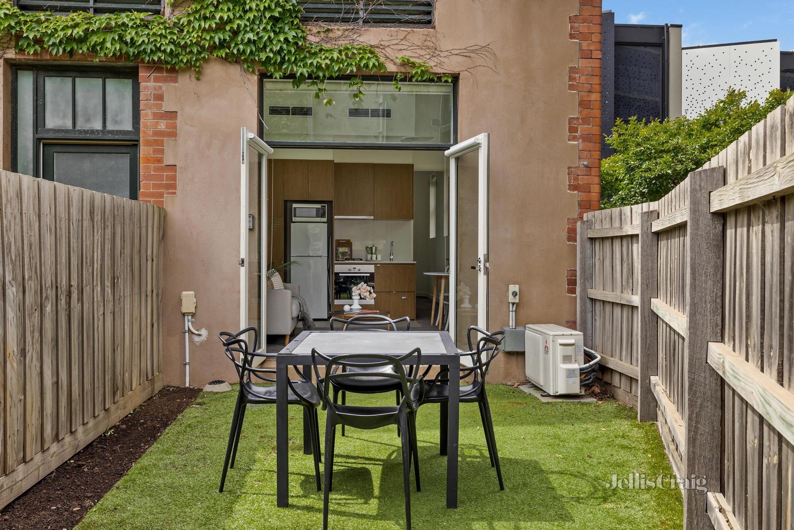 16A Stables Lane, South Yarra image 7