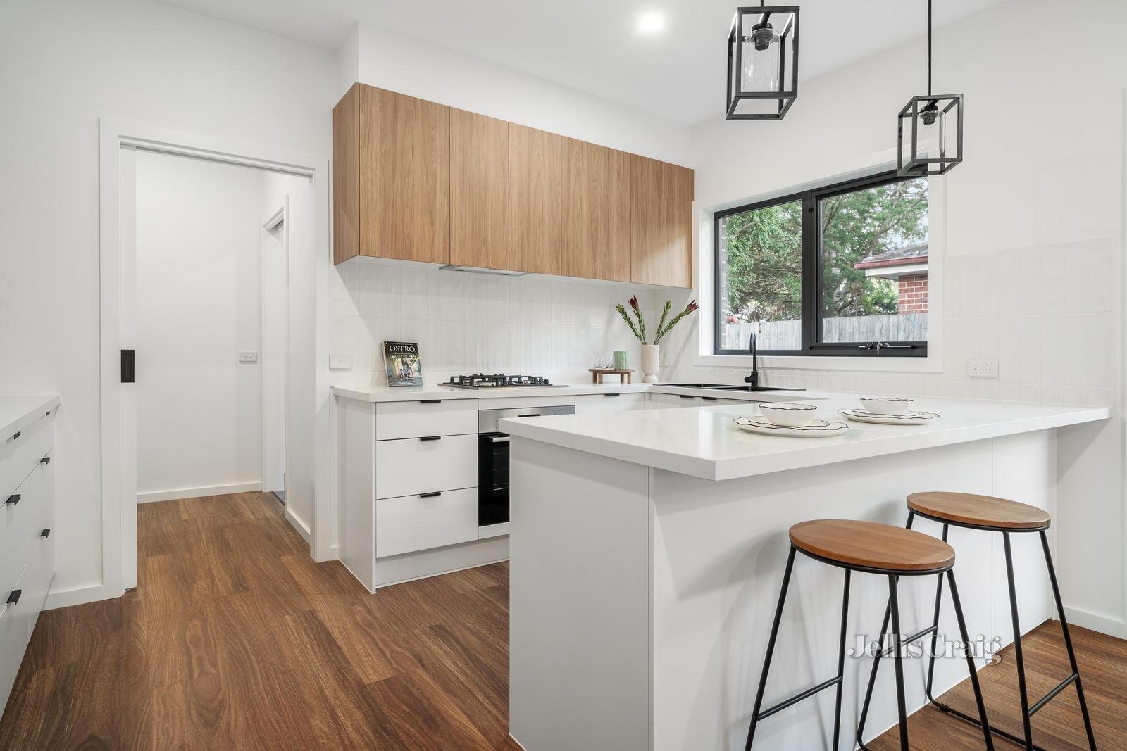 16A Sunray Court, Croydon image 4