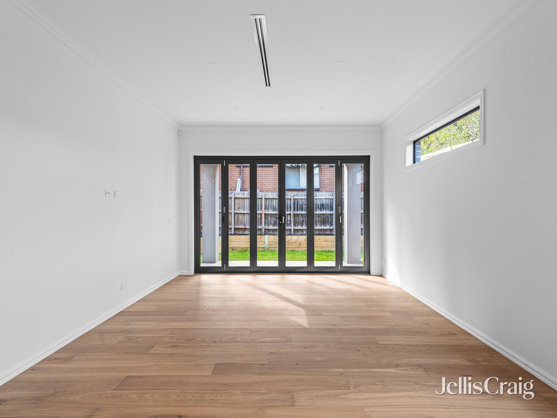 16B Dallas Street, Mount Waverley image 2