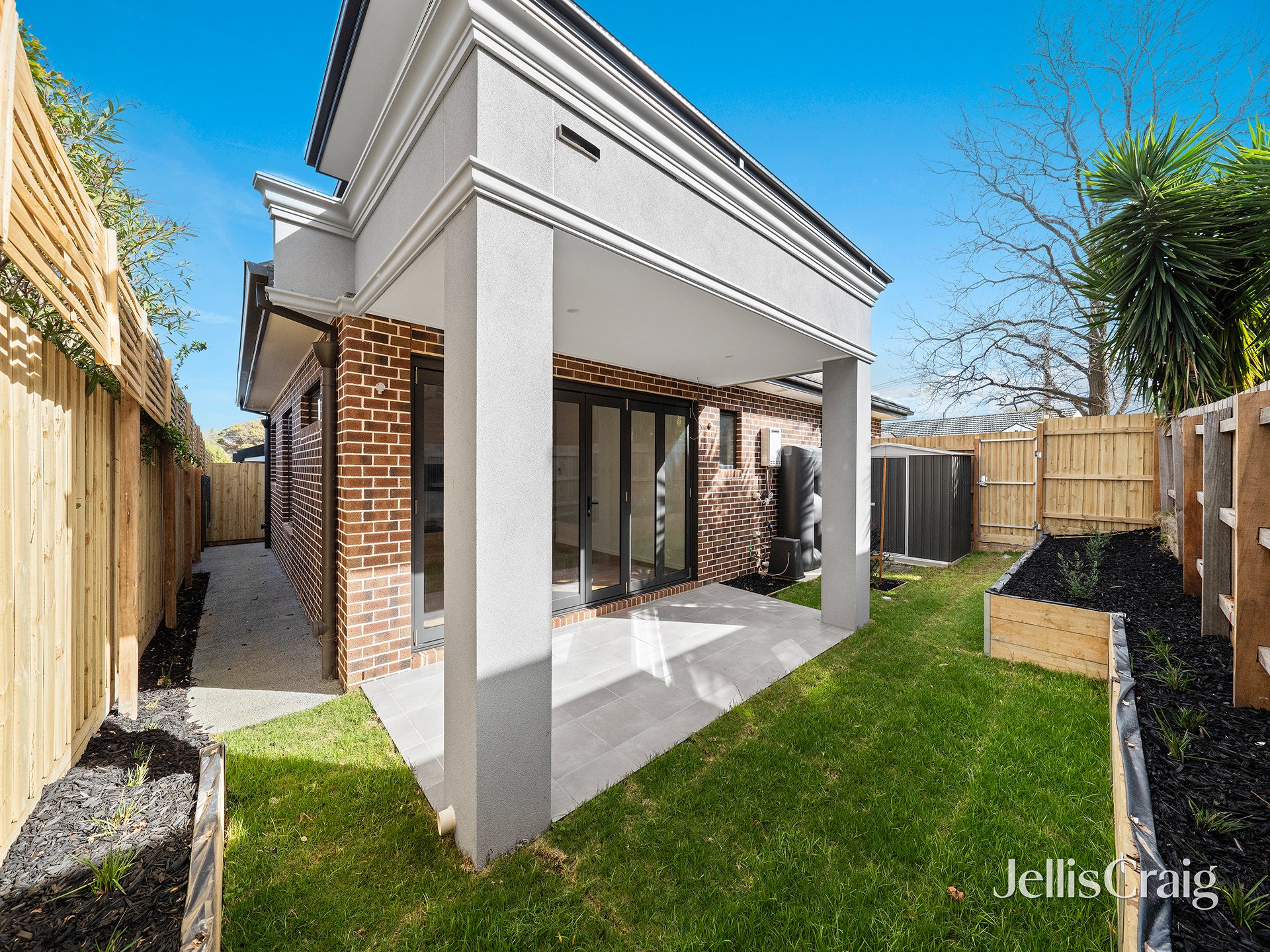 16B Dallas Street, Mount Waverley image 9