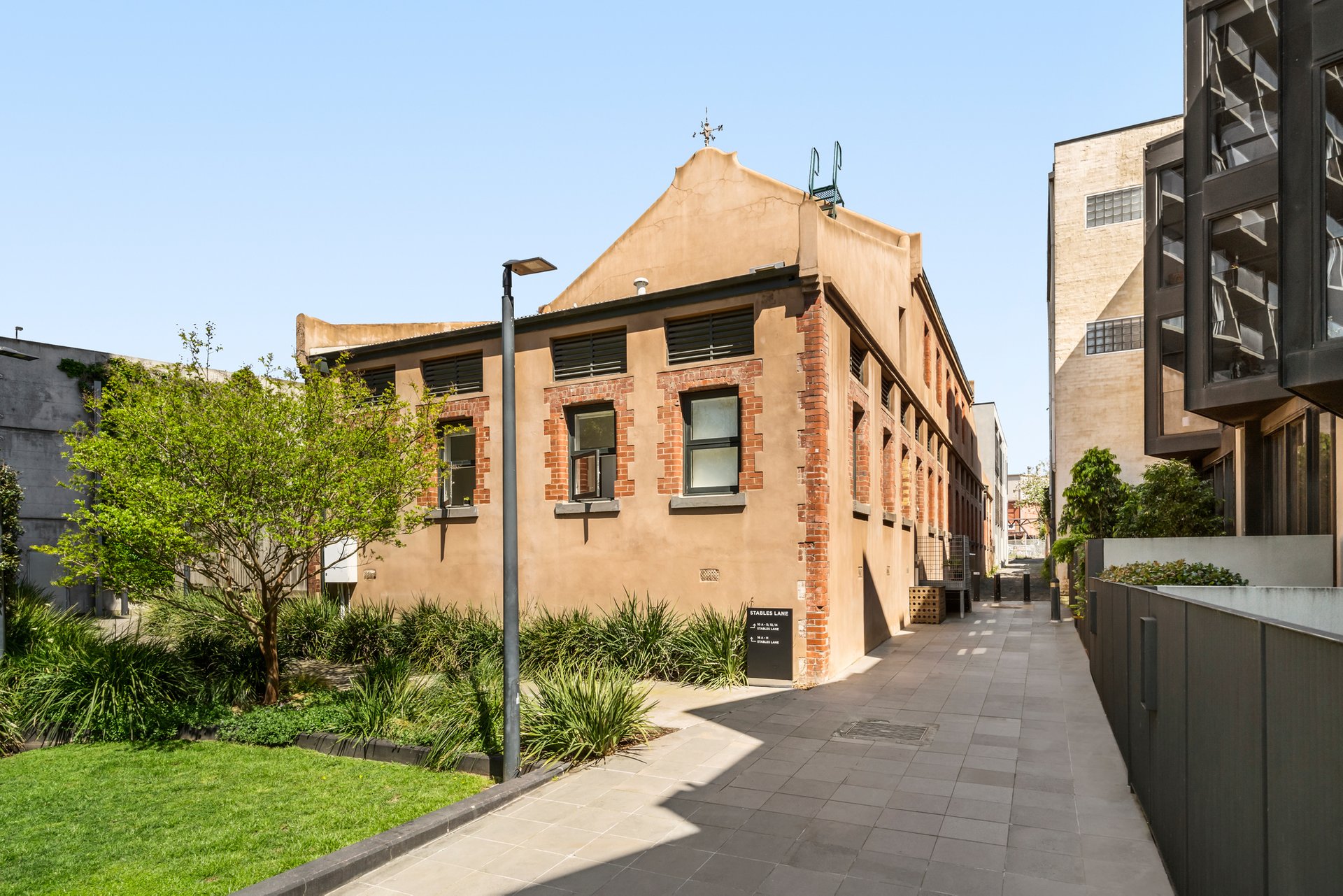 Property Gallery Thumbnail 8