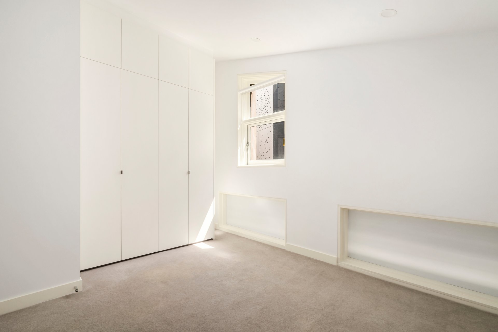Property Gallery Thumbnail 7