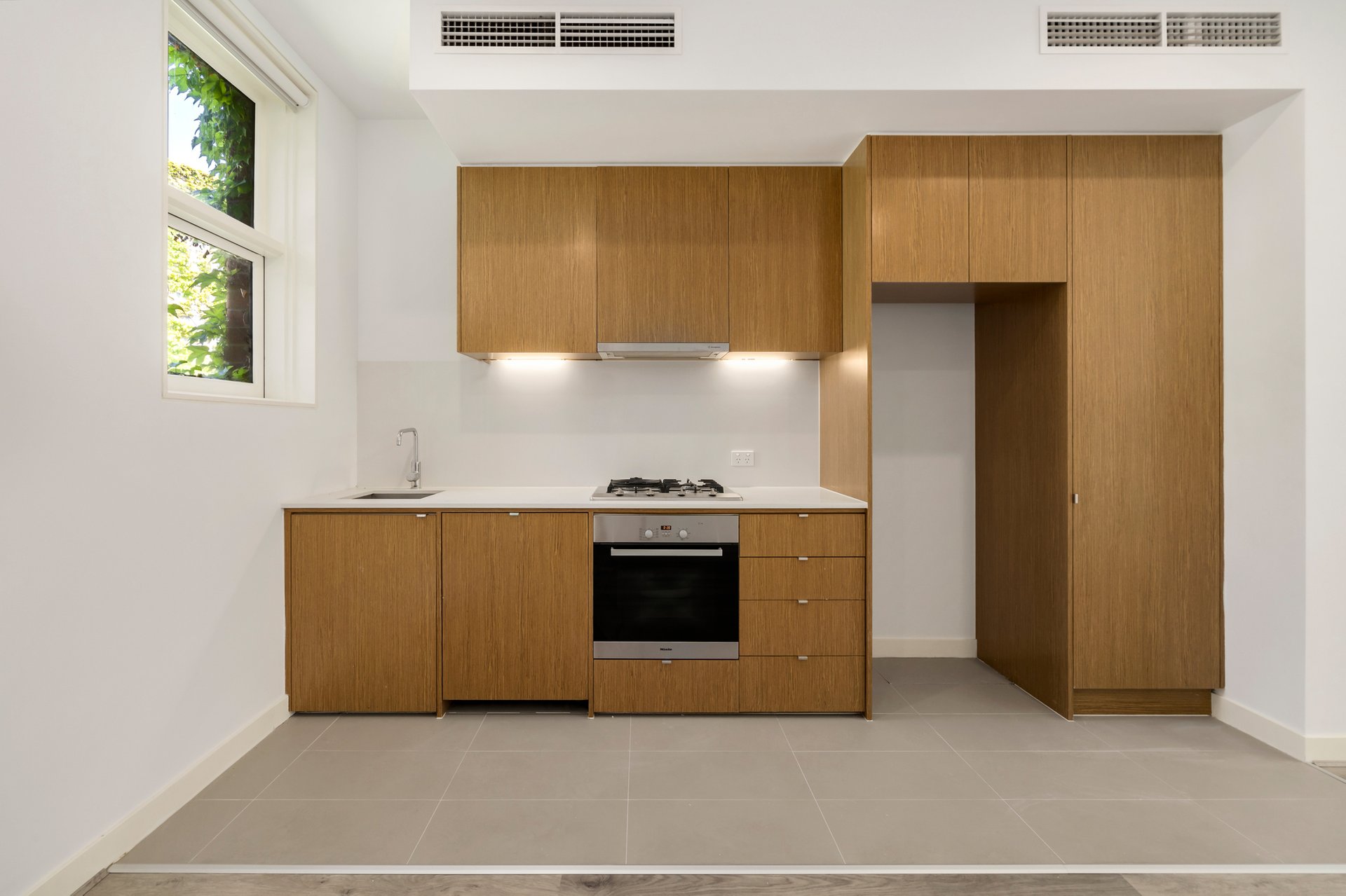 Property Gallery Thumbnail 2