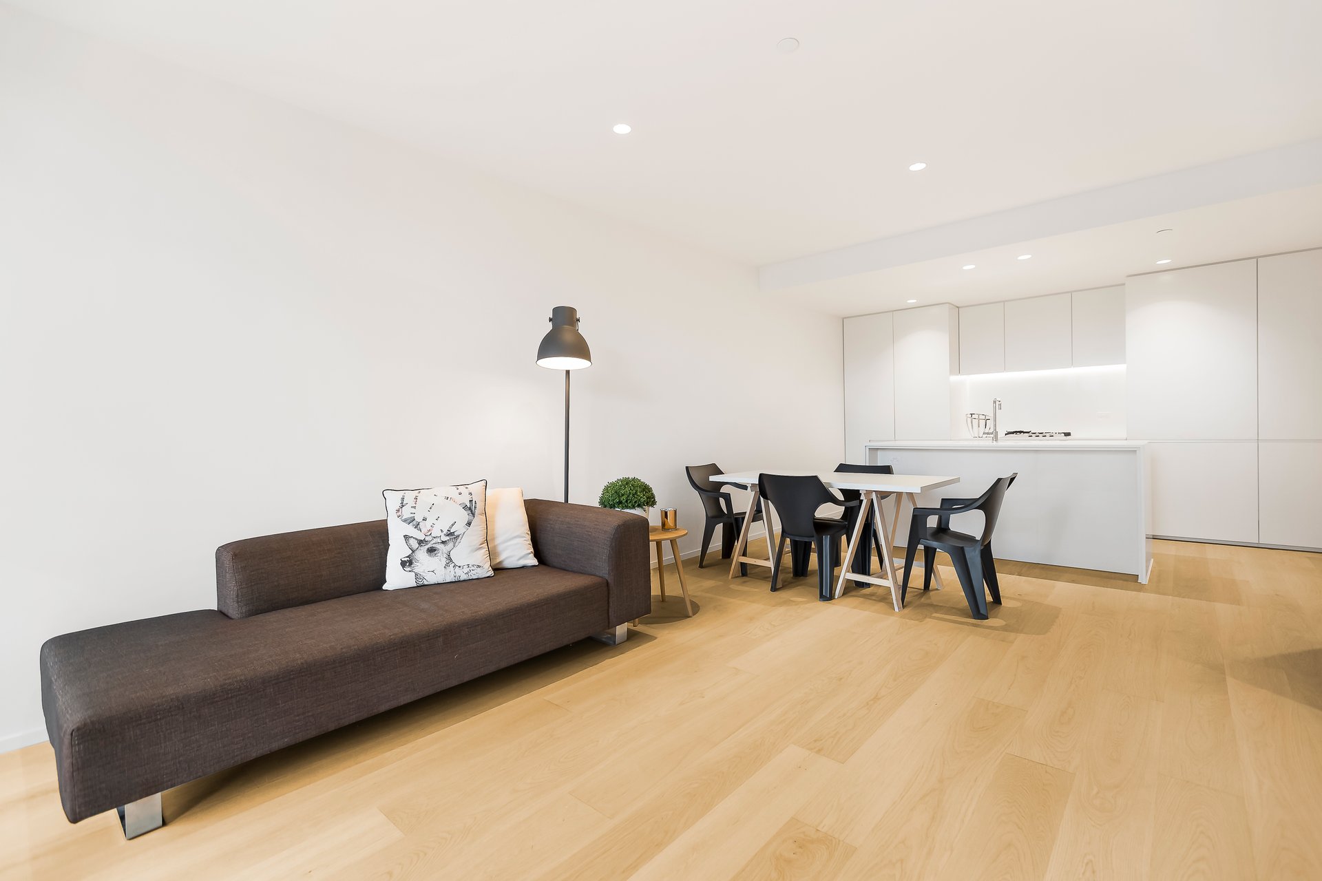 Property Gallery Thumbnail 2