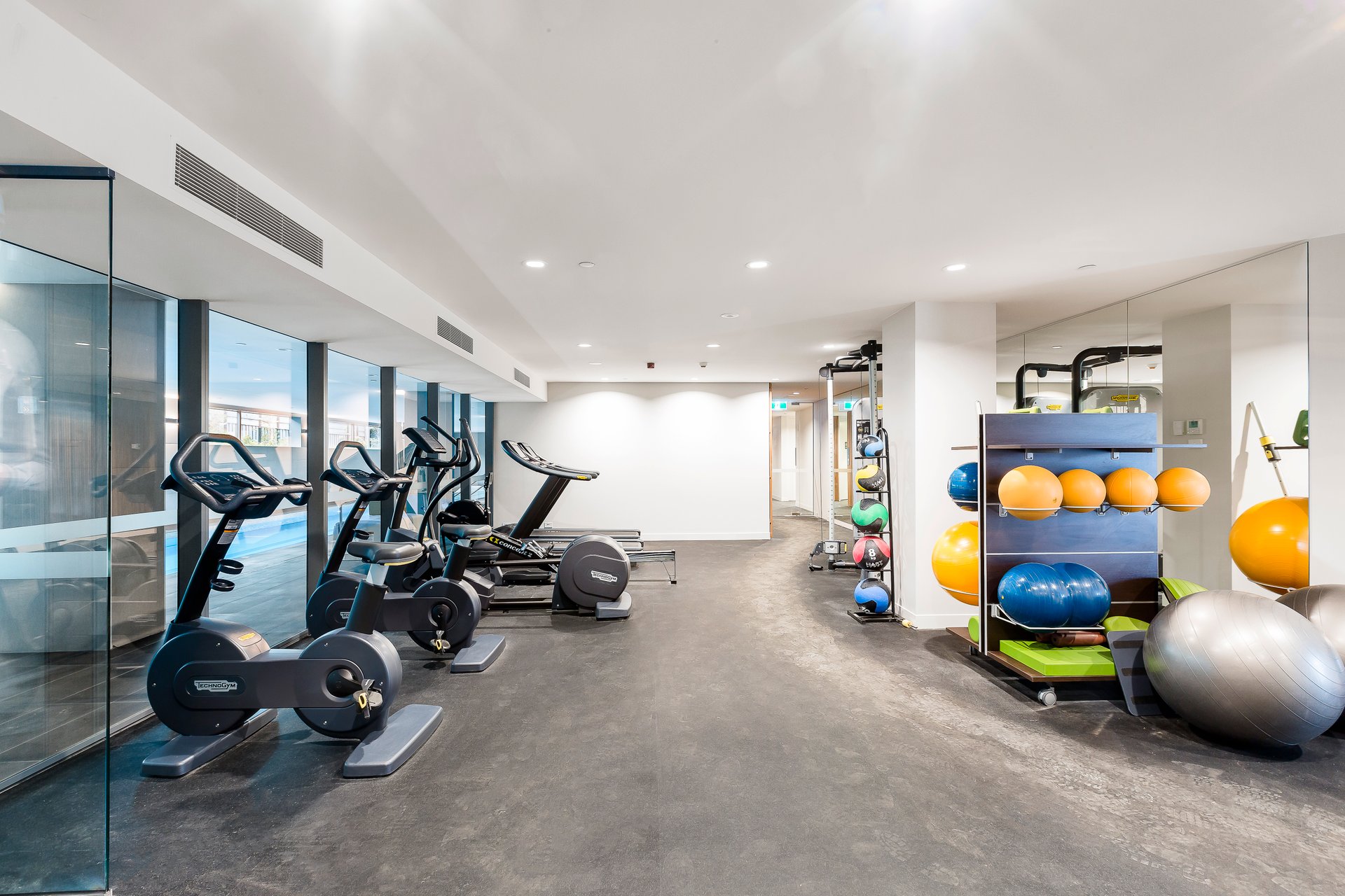 Property Gallery Thumbnail 9