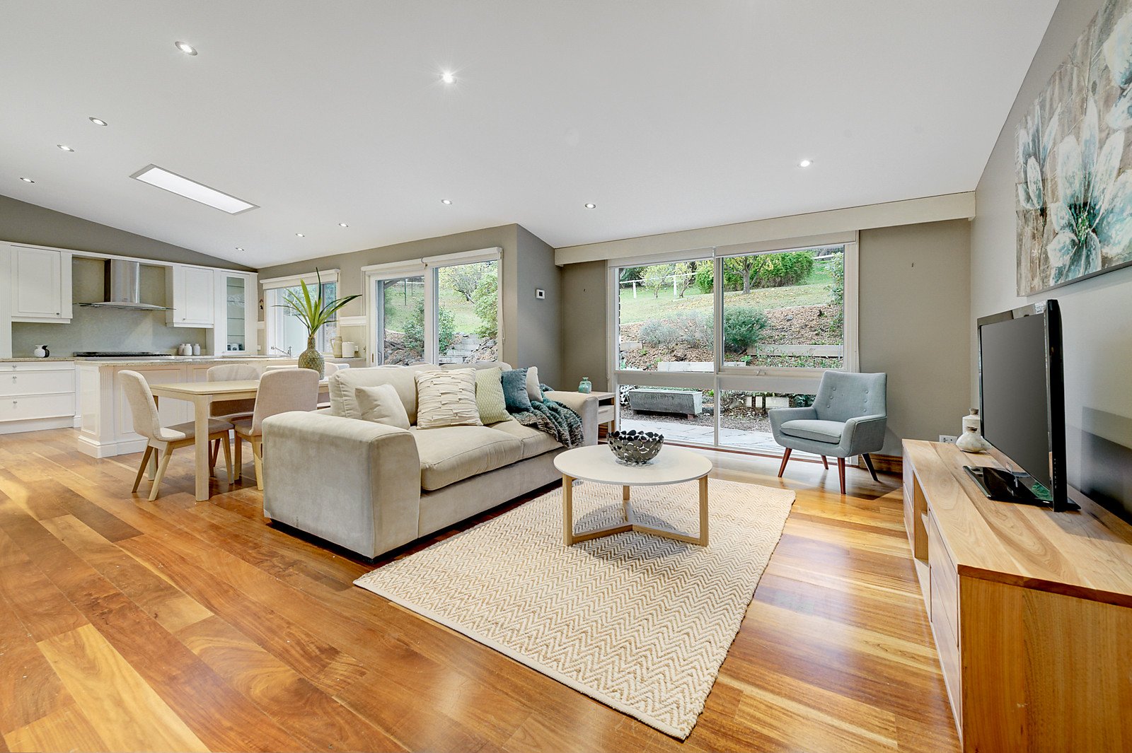 17-19 St Georges Avenue, Templestowe image 3