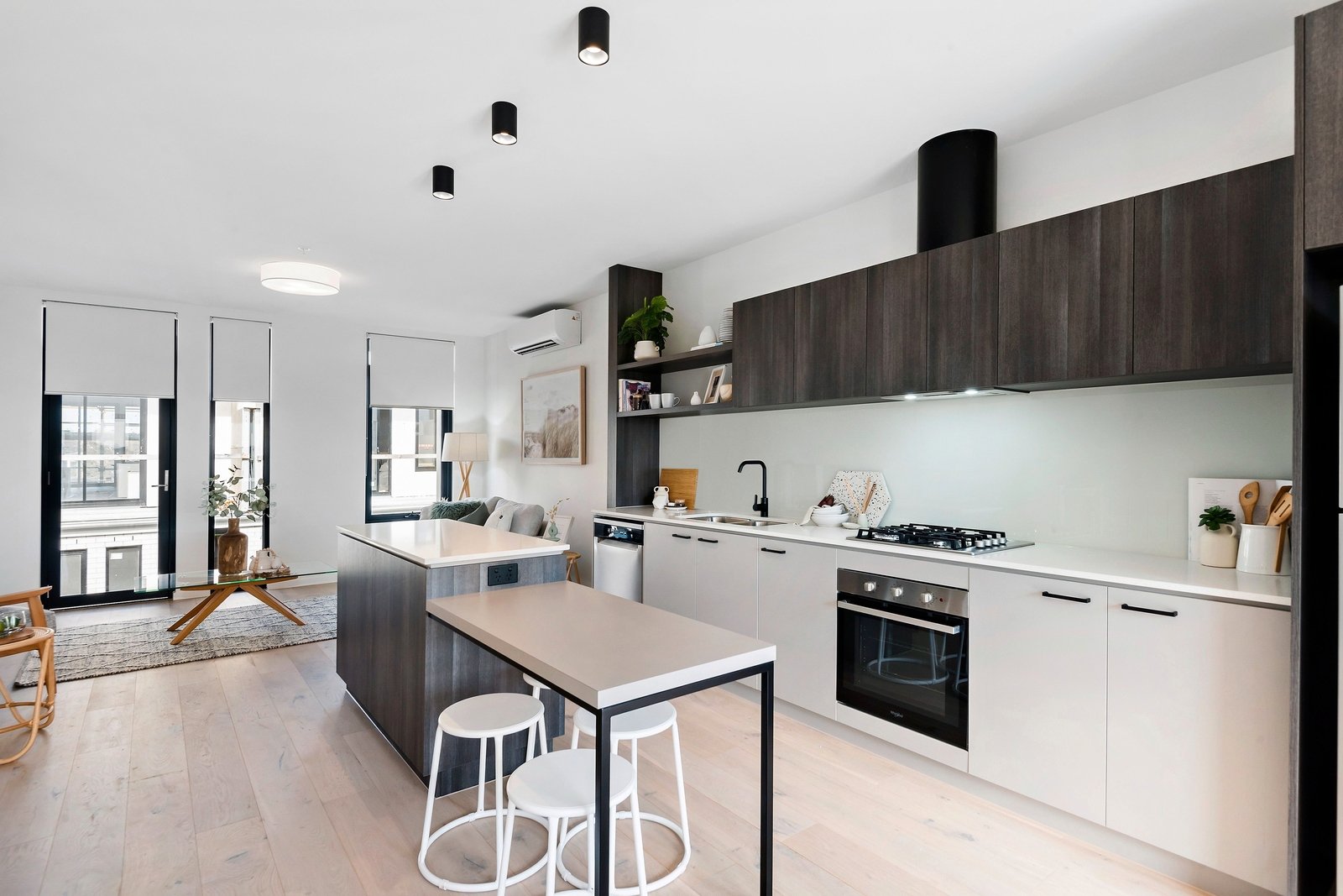 Property Gallery Thumbnail 4
