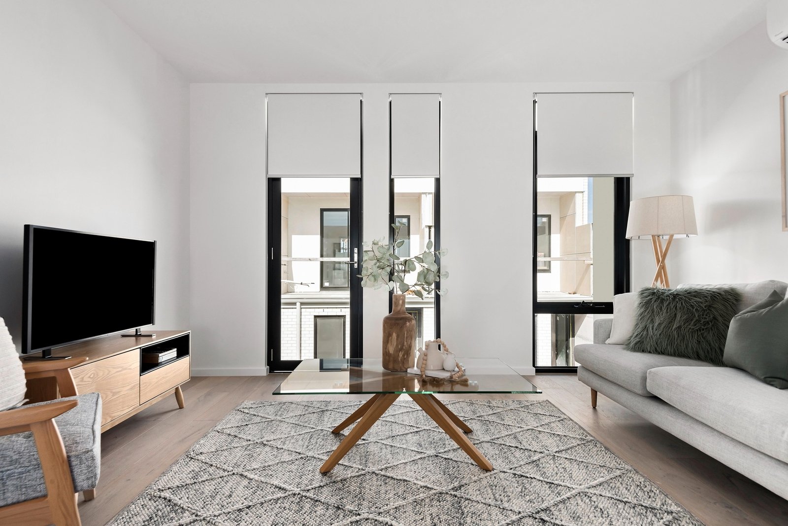 Property Gallery Thumbnail 5