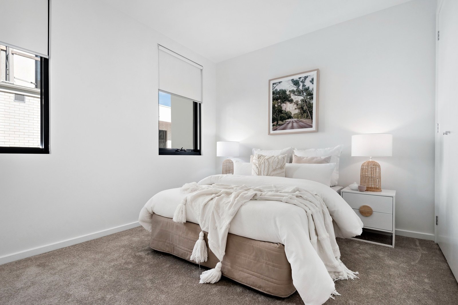 Property Gallery Thumbnail 9