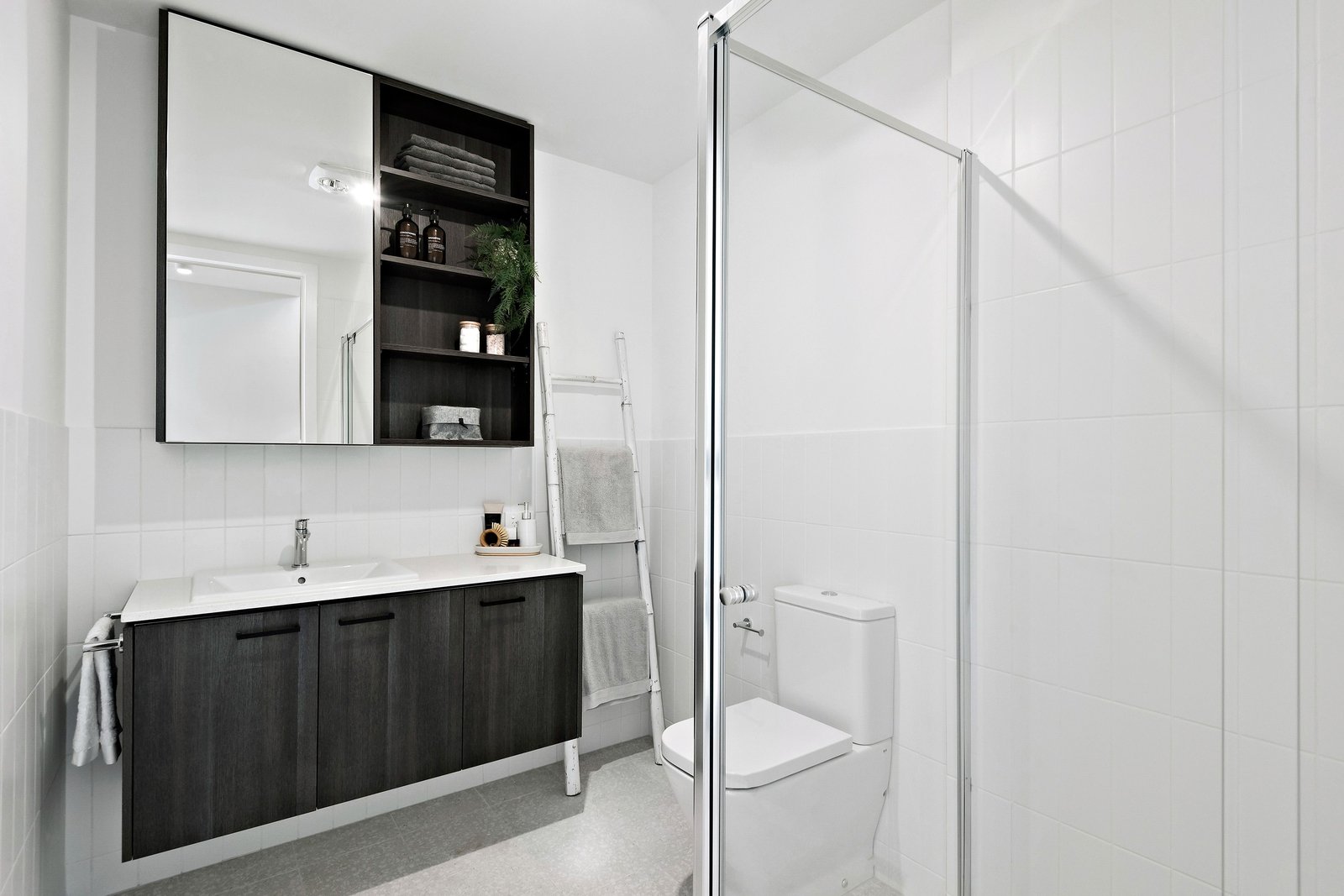 Property Gallery Thumbnail 10