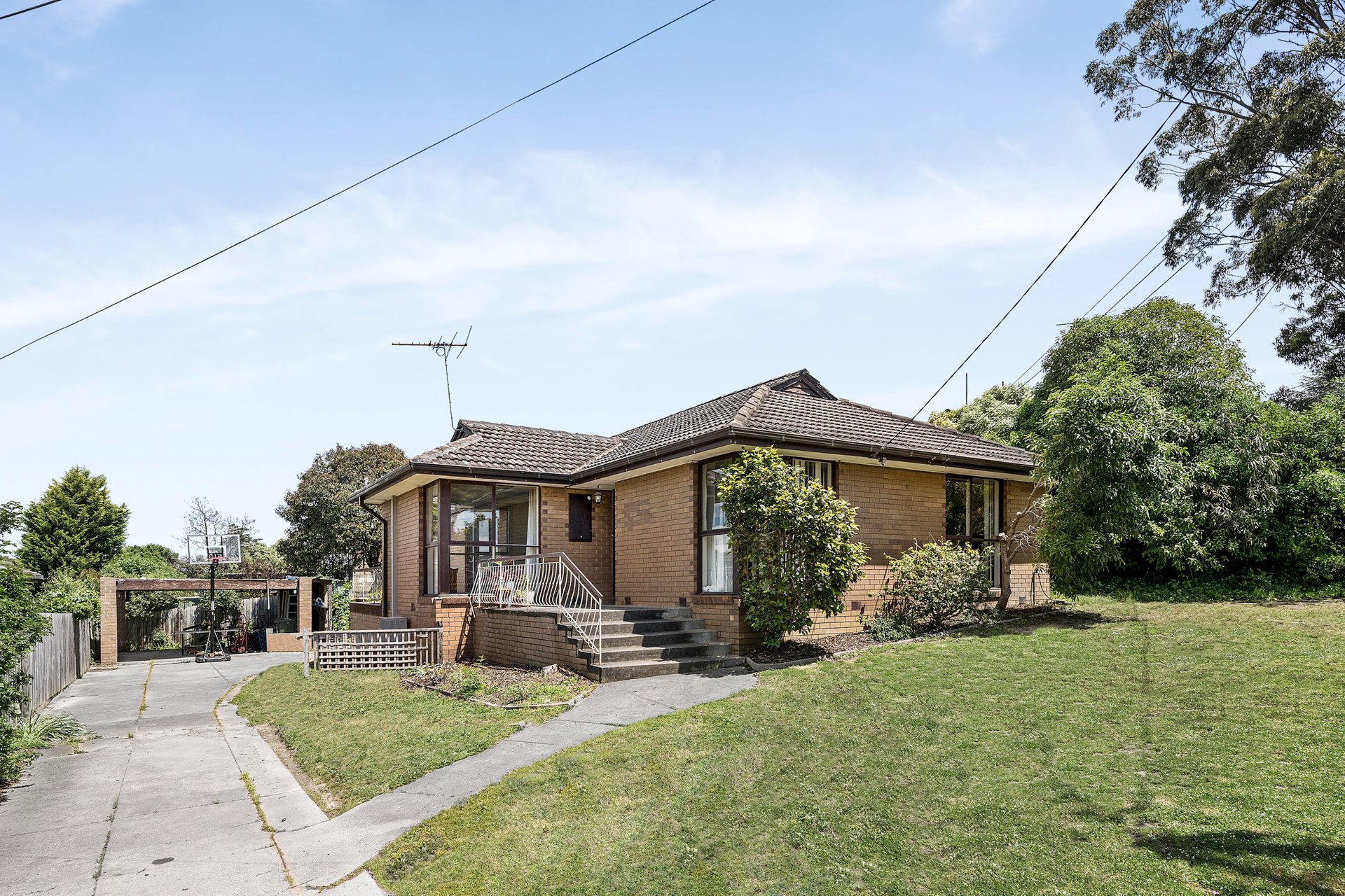 17 Abelia Street, Doncaster East image 1