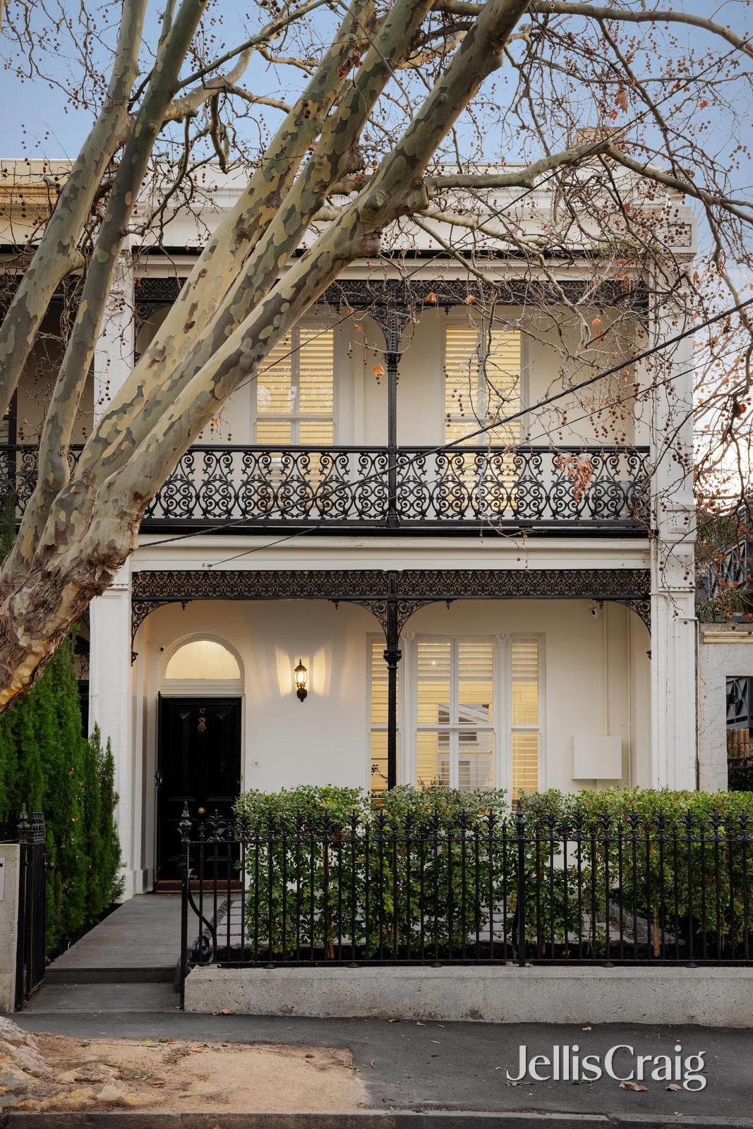 17 Acland Street, St&nbsp;Kilda image 13