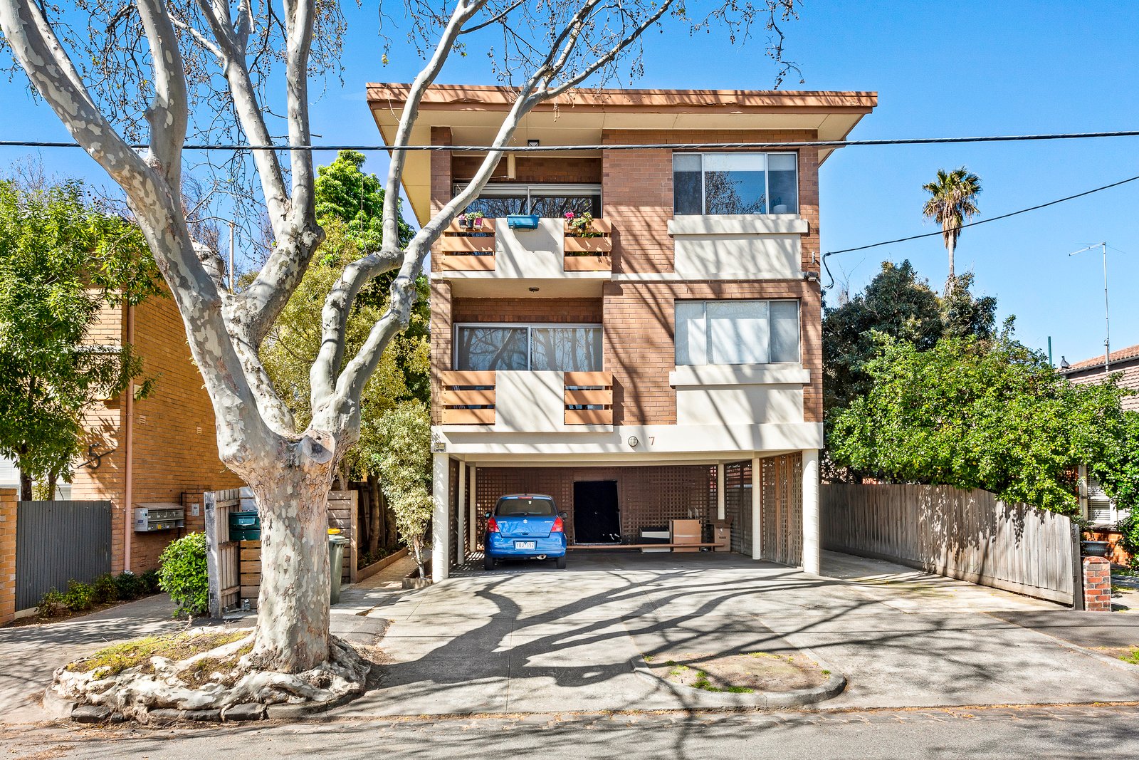 1/7 Addison Street, Elwood, VIC, 3184 RT Edgar