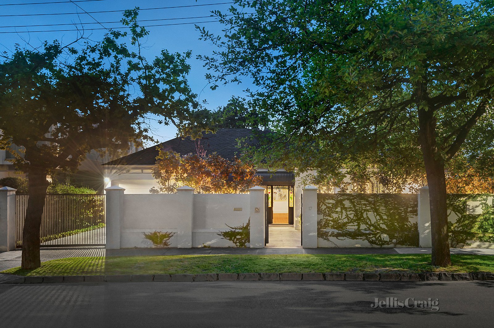 17 Adelaide Street, Armadale
- Print Image 1
