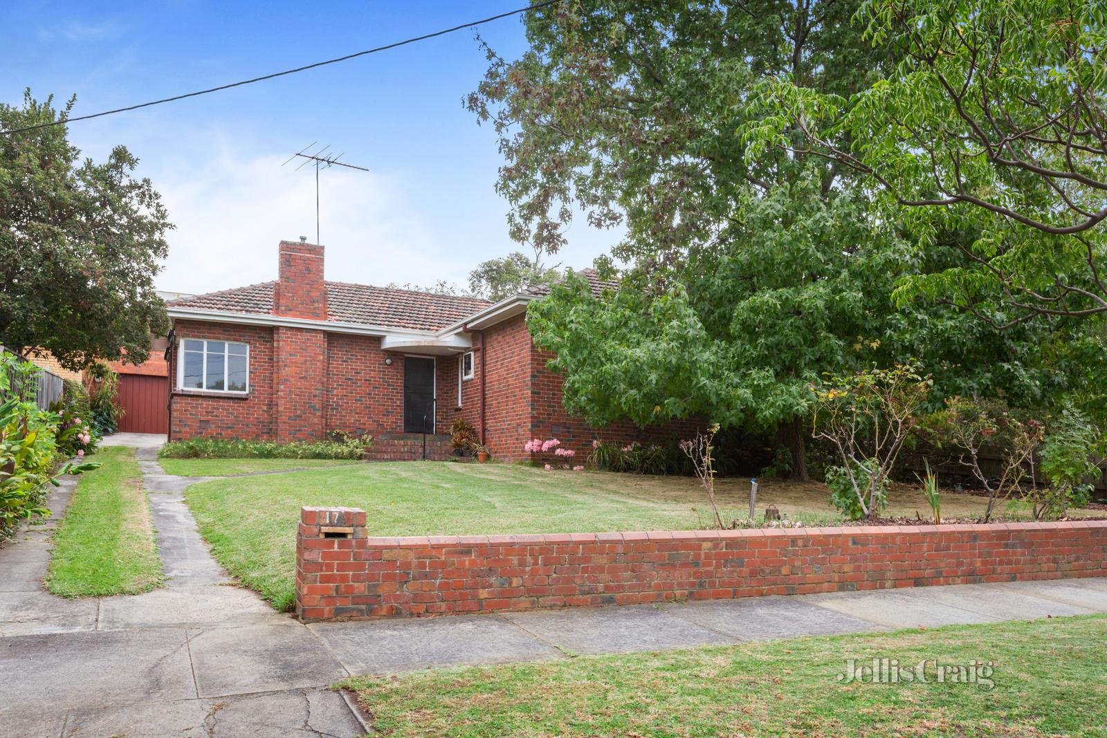17 Airedale Avenue, Hawthorn East image 2
