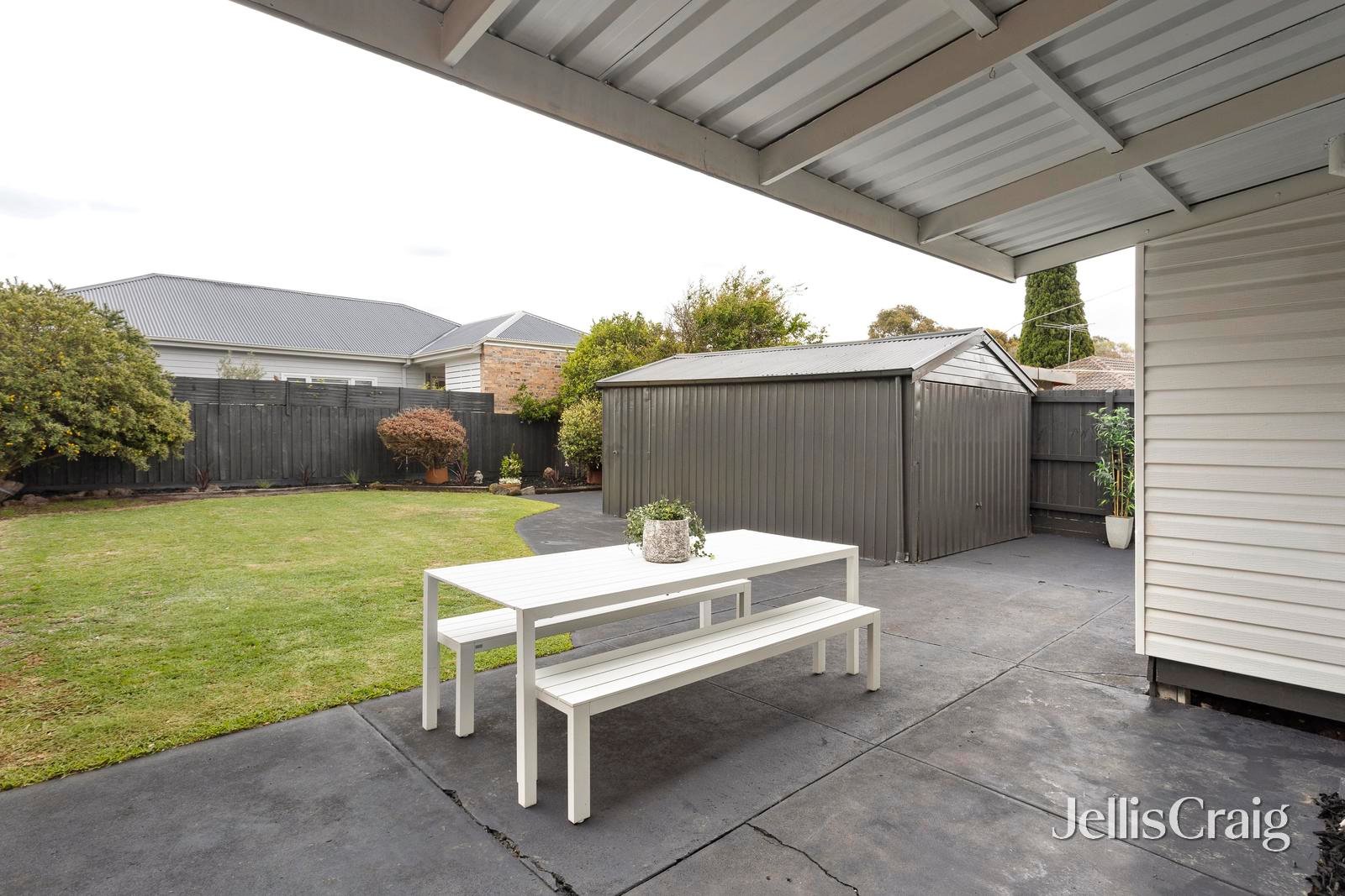 17 Ameily Crescent, Reservoir image 9