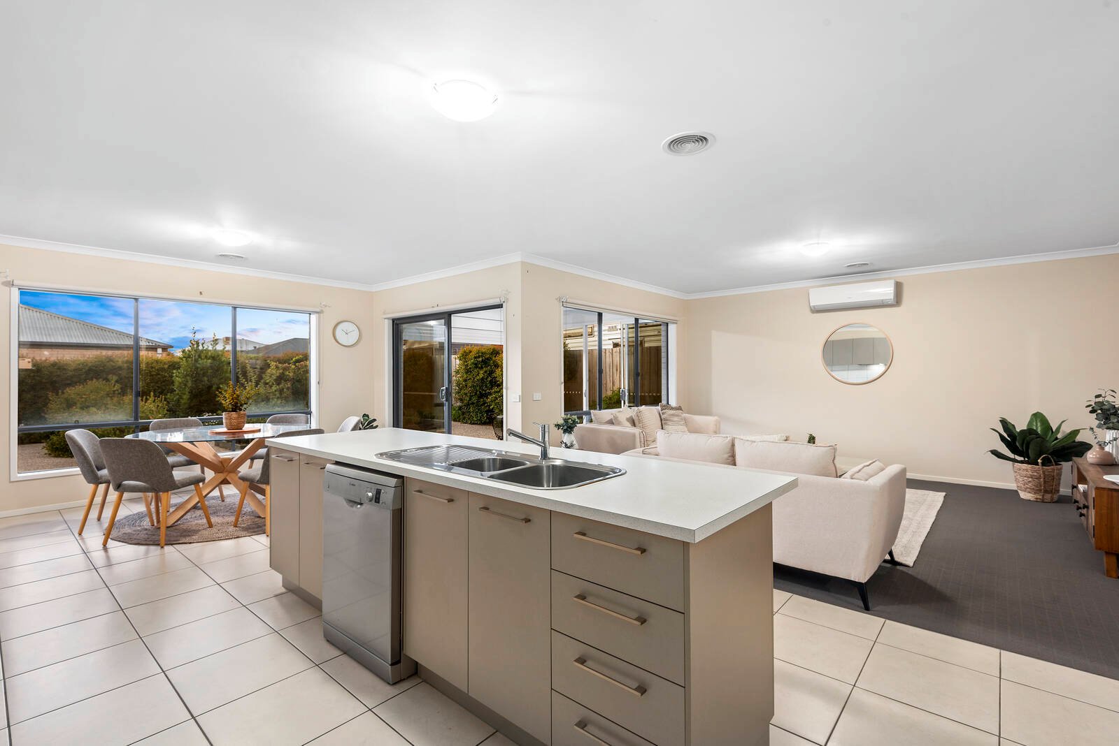 Property Gallery Thumbnail 4