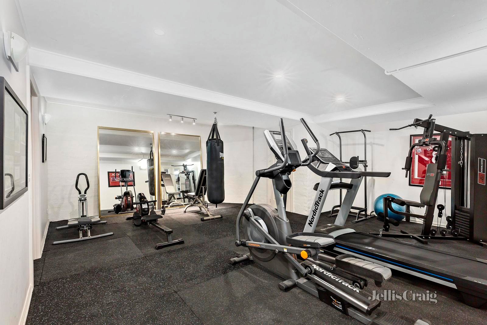 17 Anderson Road, Hawthorn East image 19