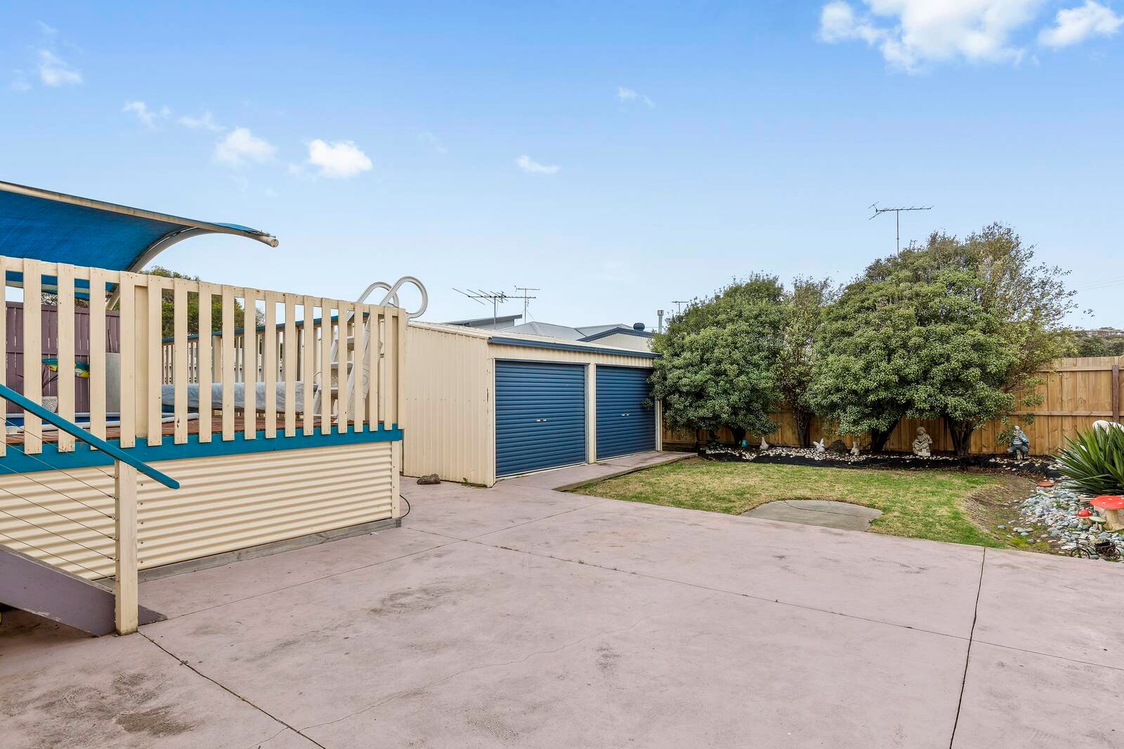 Property Gallery Thumbnail 16