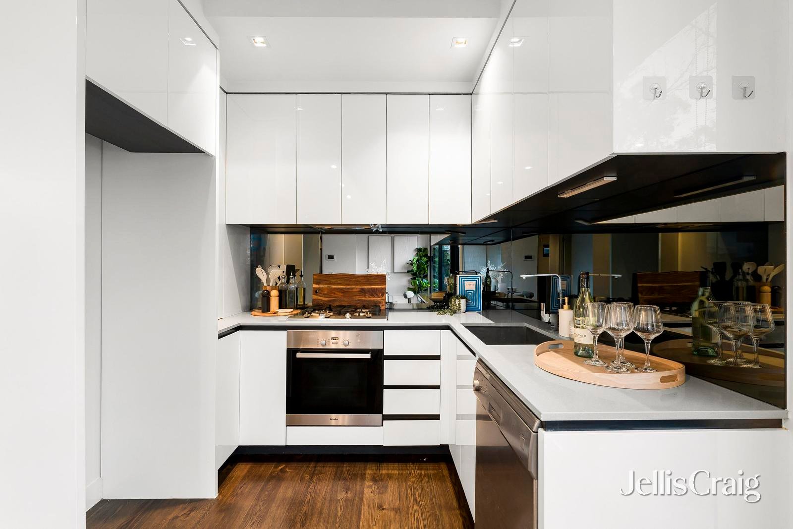 1/7 Argo Street, South&nbsp;Yarra image 4