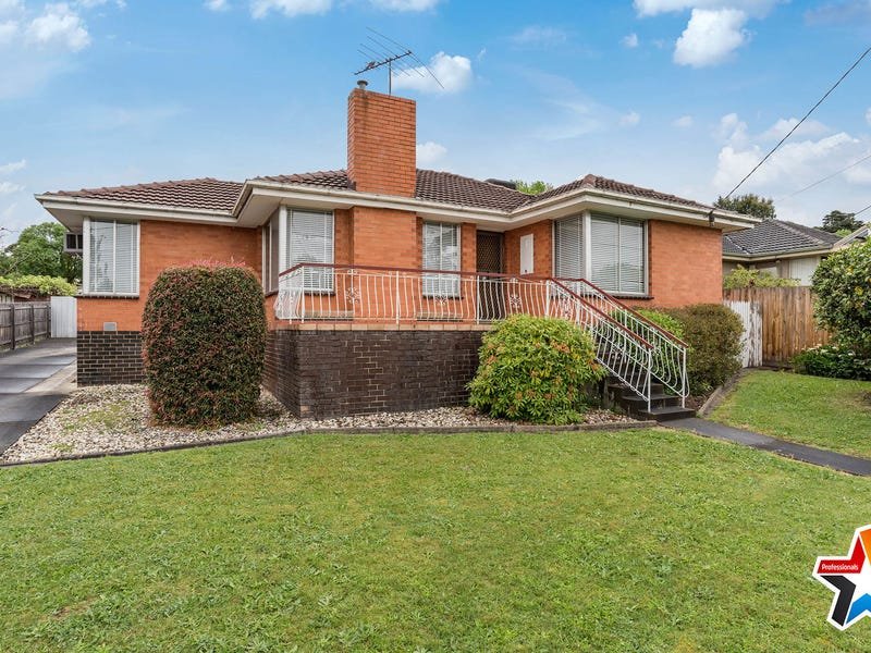 17 Baker Street, Lilydale image 2