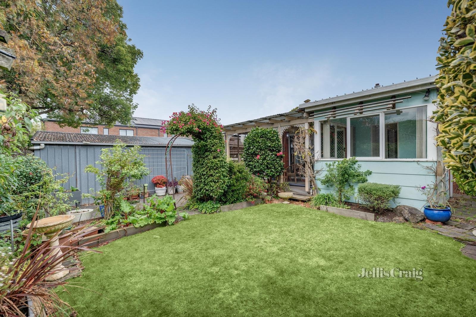 17 Banbury Street, Burwood East image 8