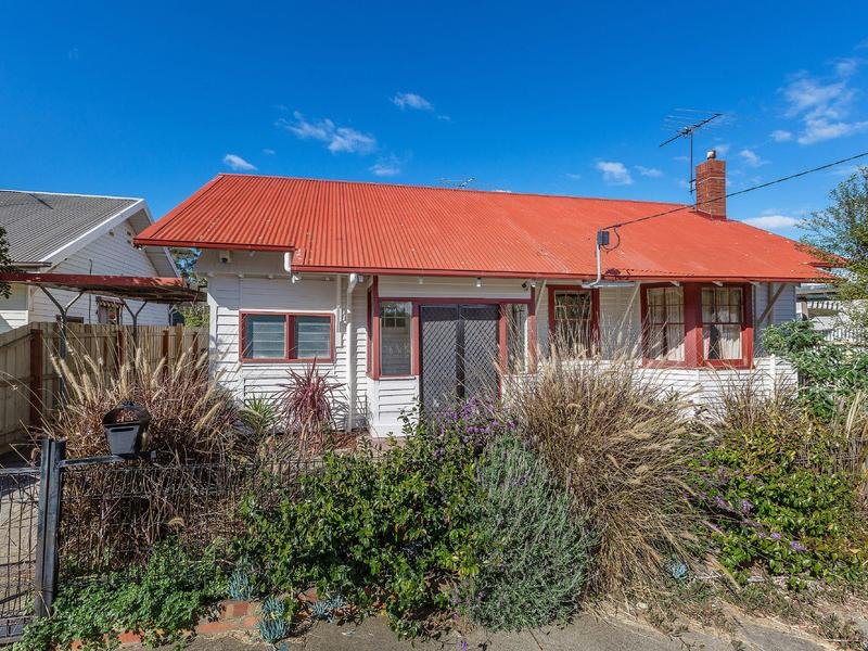 17 Banool Avenue YARRAVILLE