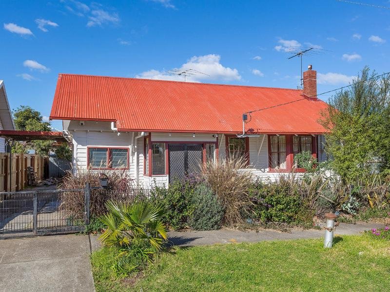 17 Banool Avenue YARRAVILLE