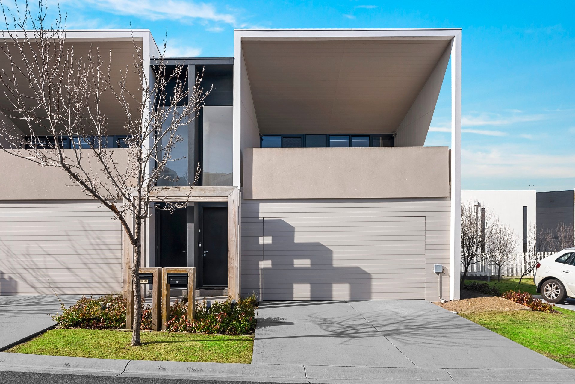 17 Bardaster Boulevard, Chirnside Park image 1