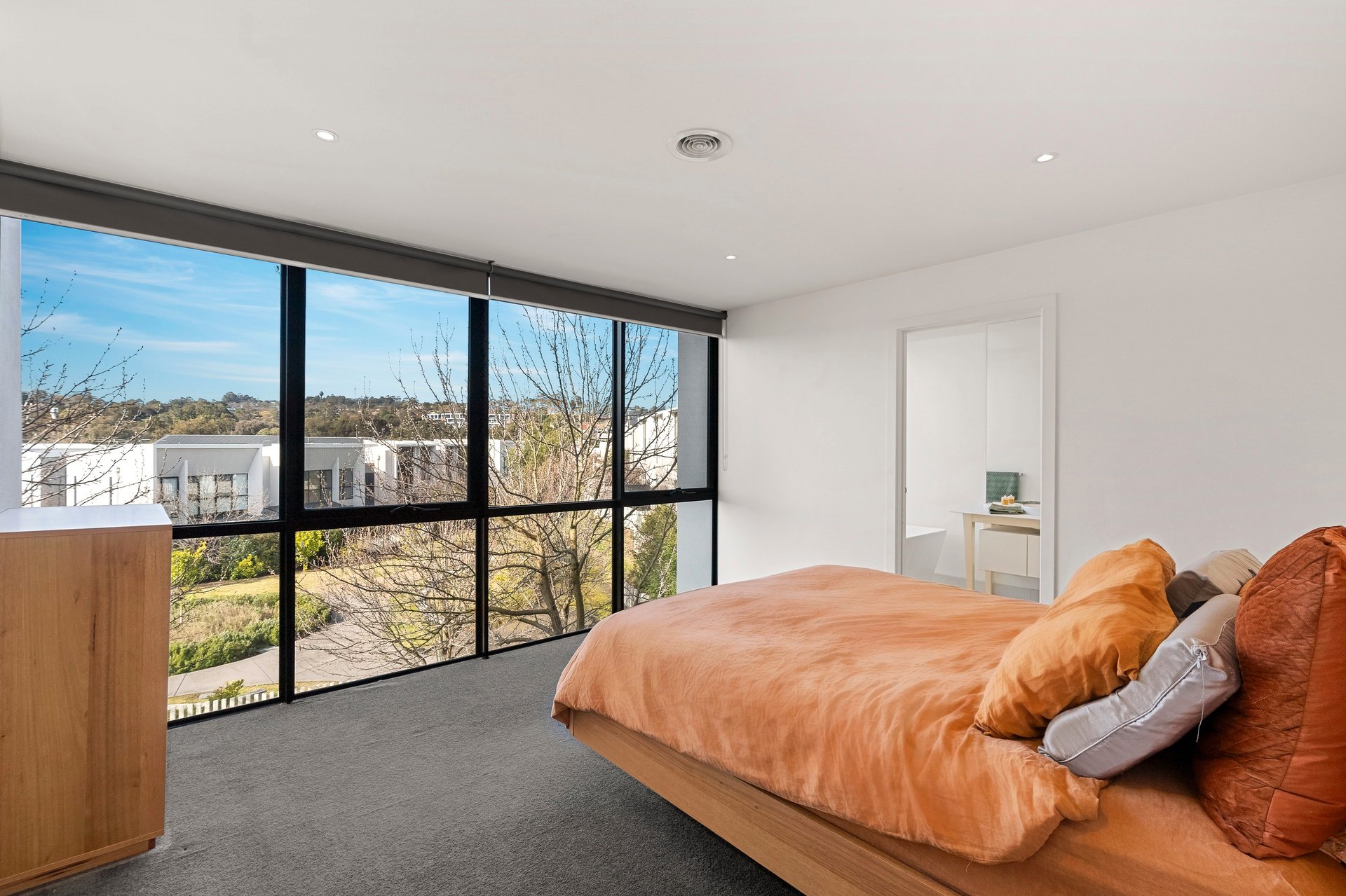 17 Bardaster Boulevard, Chirnside Park image 4