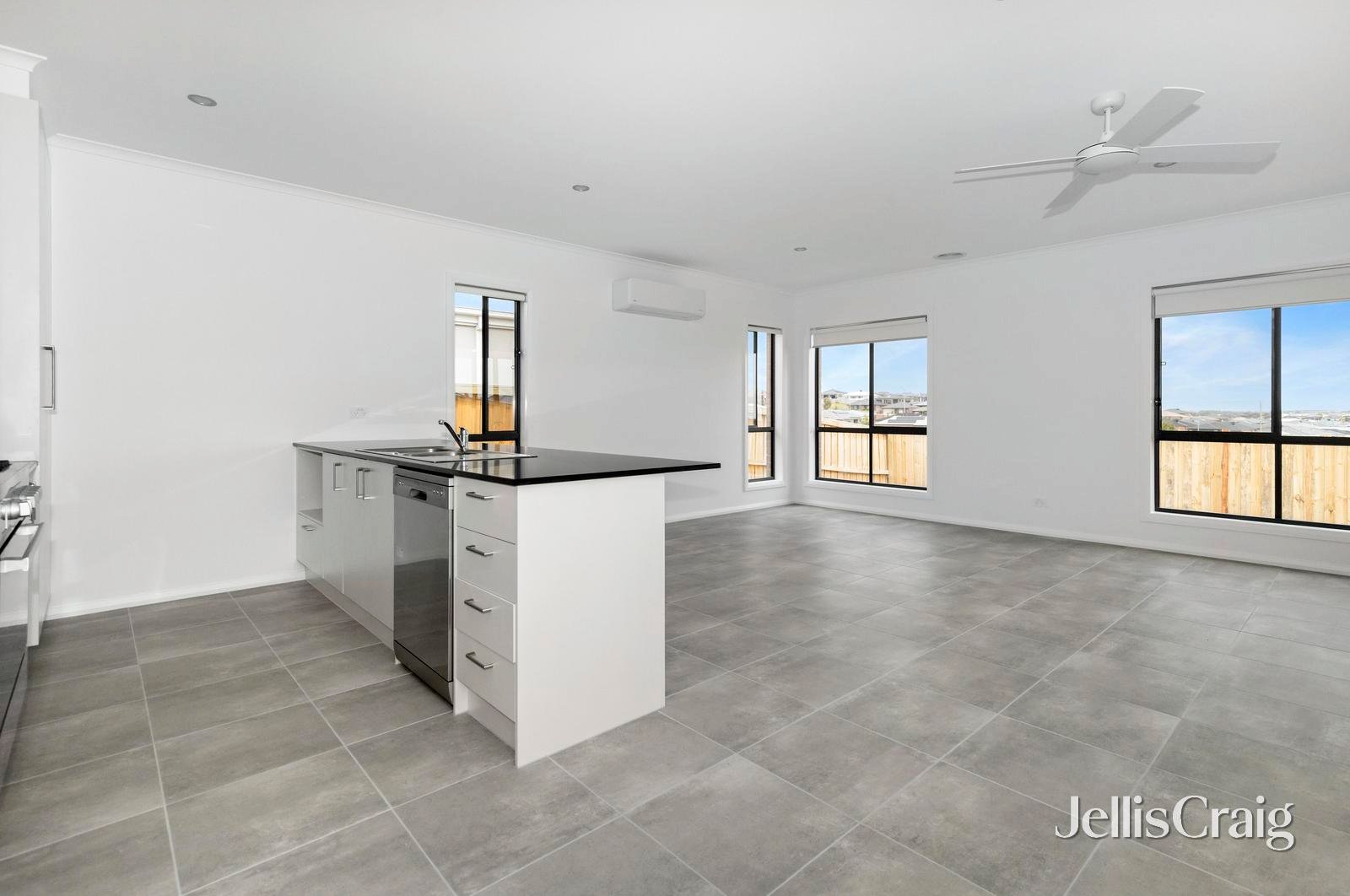 17 Beartooth Drive, Winter&nbsp;Valley image 2