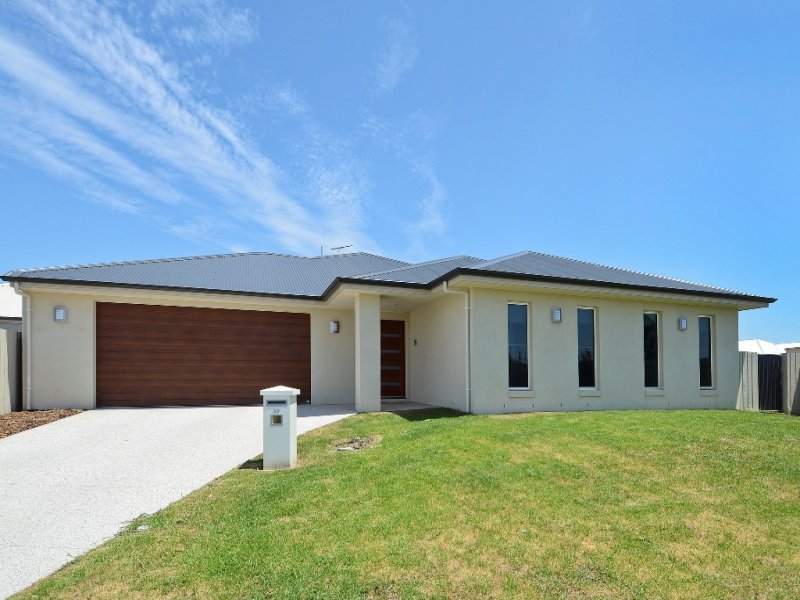 17 Birchwood Drive, St Albans Park image 1