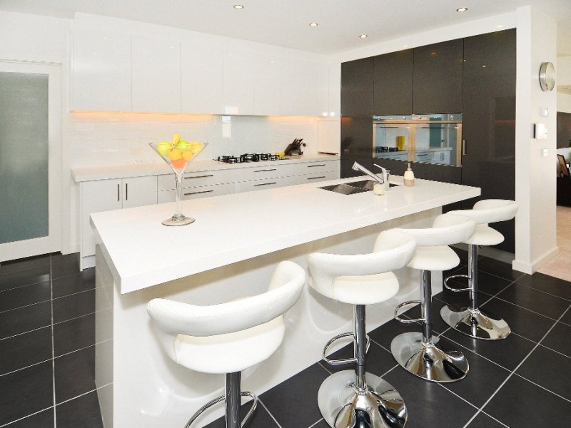 17 Birchwood Drive, St Albans Park image 3
