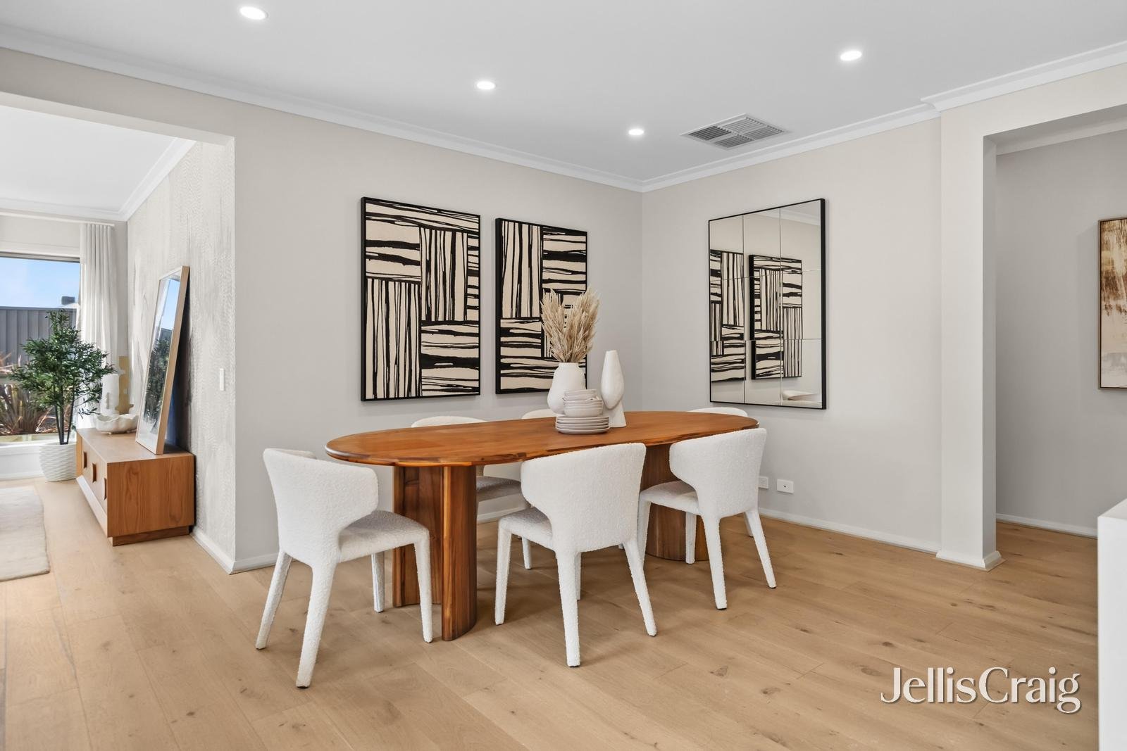 17 Blomeley Drive, Lucas image 6