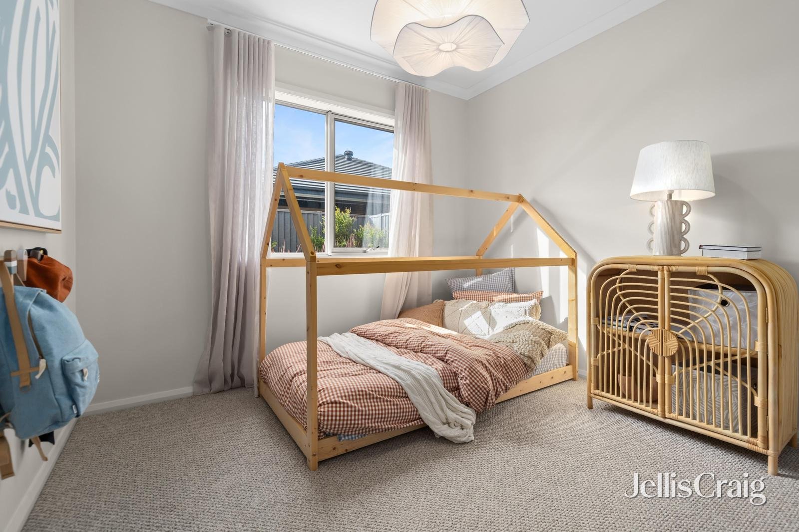 17 Blomeley Drive, Lucas image 13