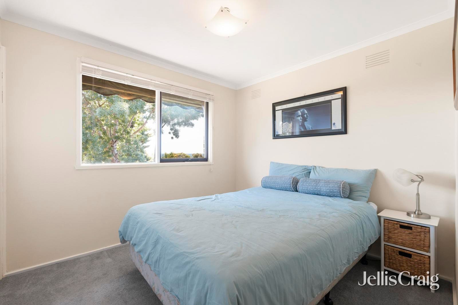 17 Blueberry Road, Mooroolbark image 8