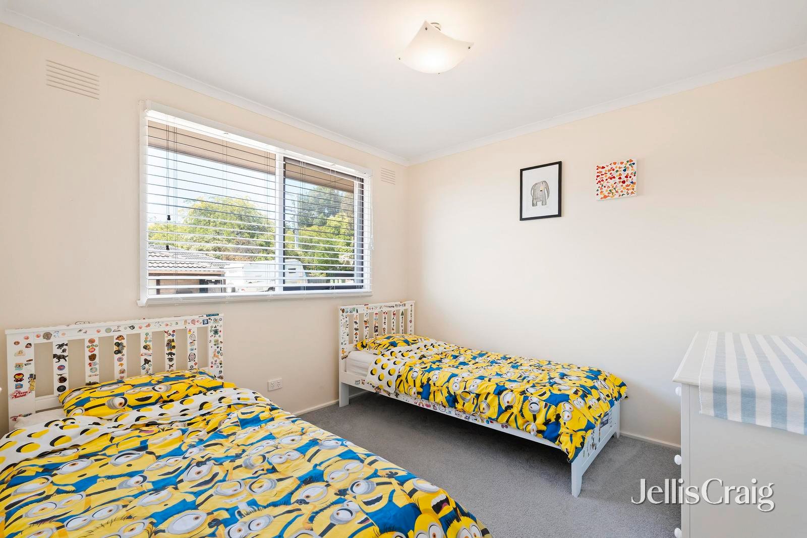 17 Blueberry Road, Mooroolbark image 9