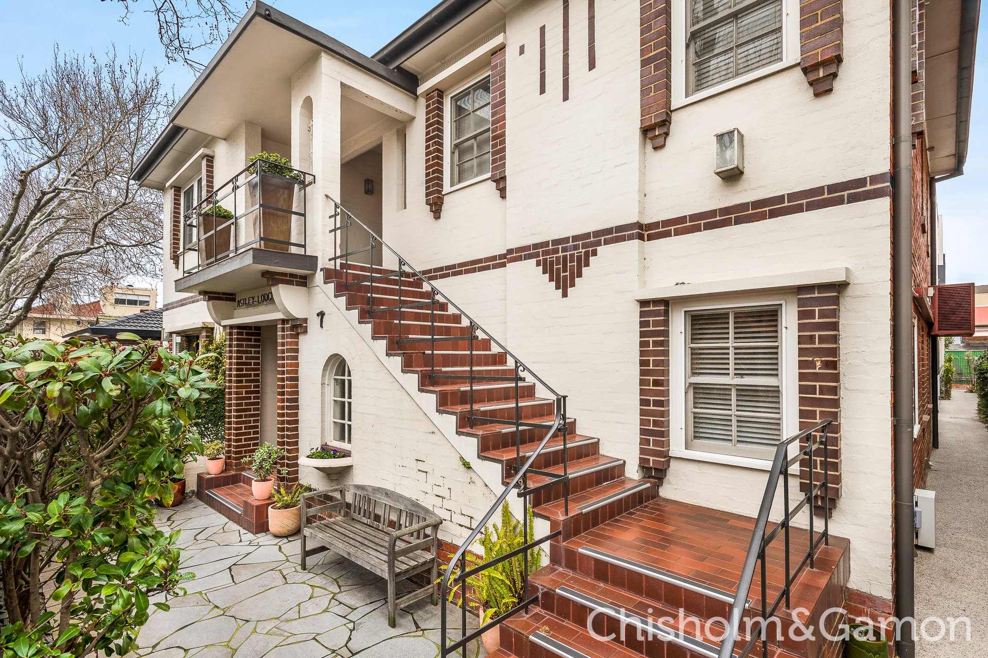 1/7 Bluff Avenue, Elwood image 1