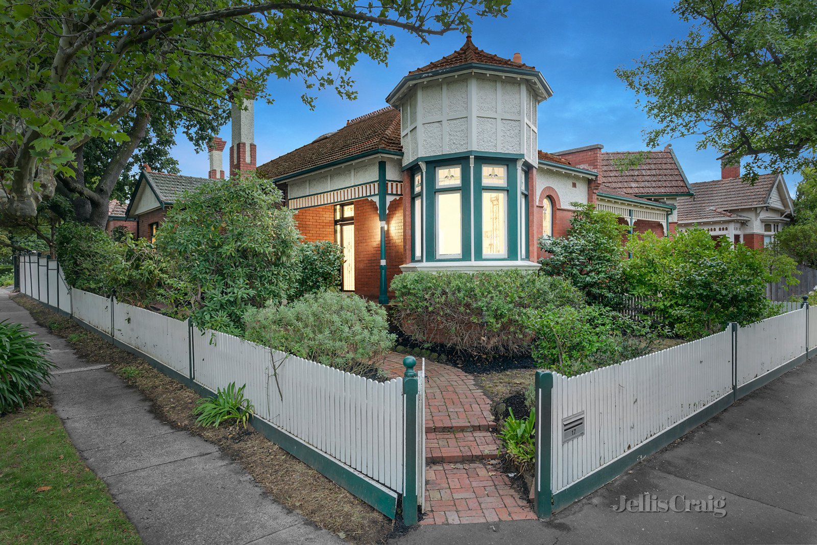 17 Broadway, Camberwell image 1