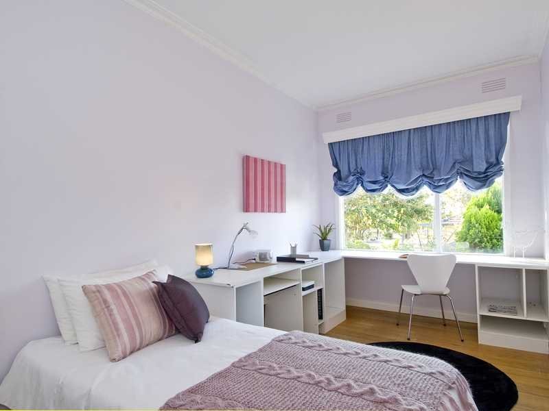17 Brocka Avenue, Belmont image 8