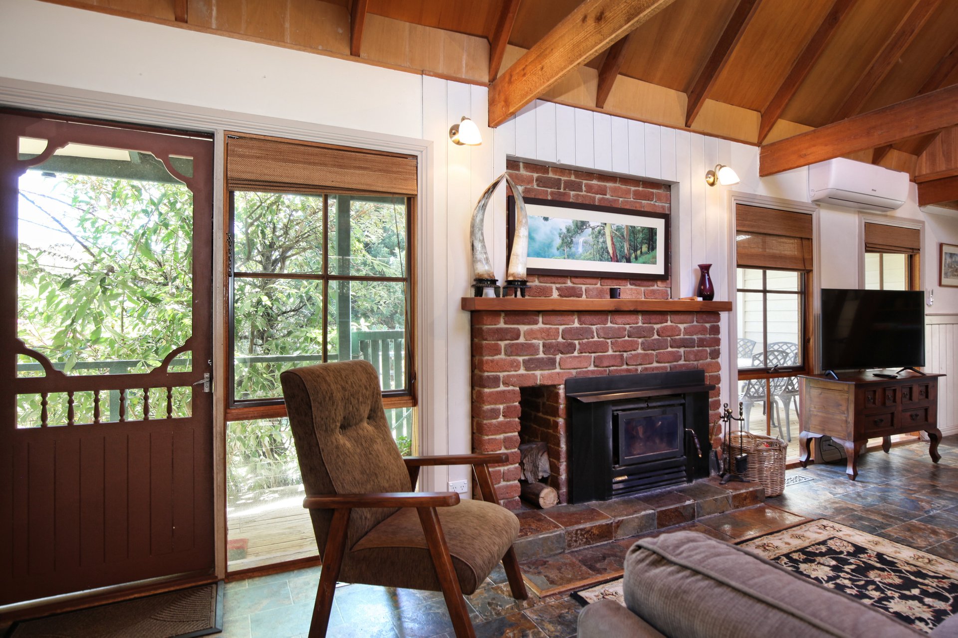 Property Gallery Thumbnail 6