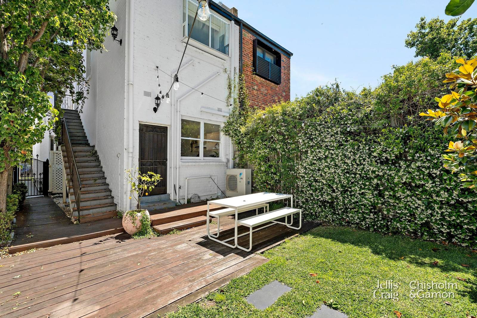 17 Byron Street, Elwood image 7