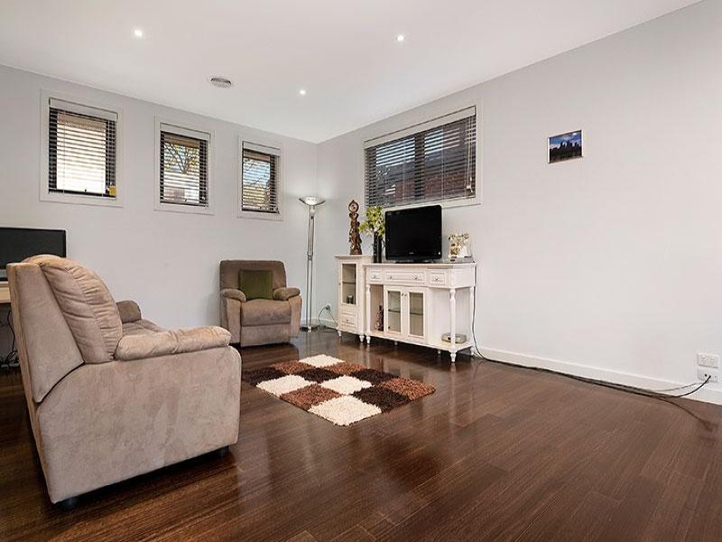 1/7 Campaspe Street, Box Hill North image 3