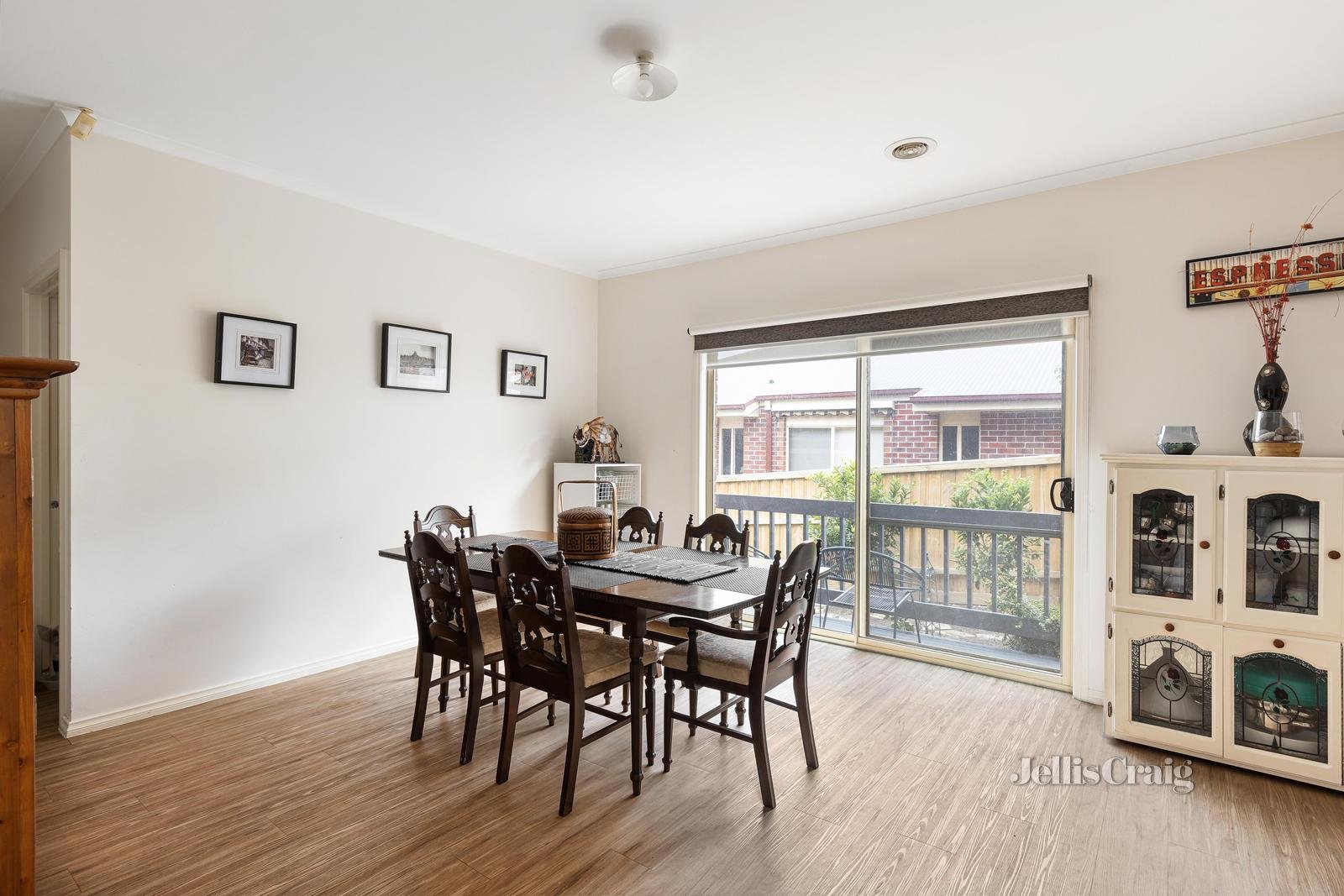 17 Cascades View, Yallambie image 4