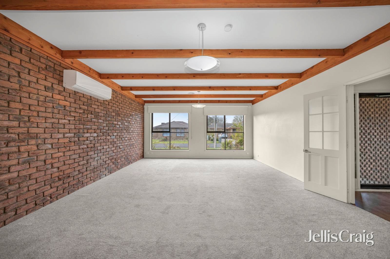 17 Cedar Avenue, Alfredton image 2