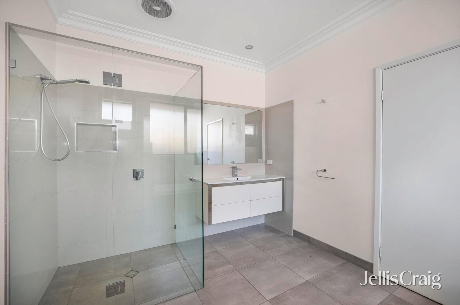 17 Cedar Avenue, Alfredton image 7