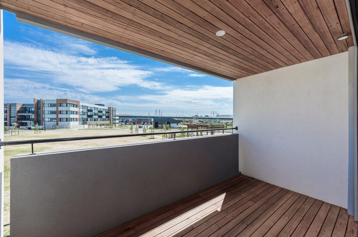 17 Celeste Walk, Clayton South image 7