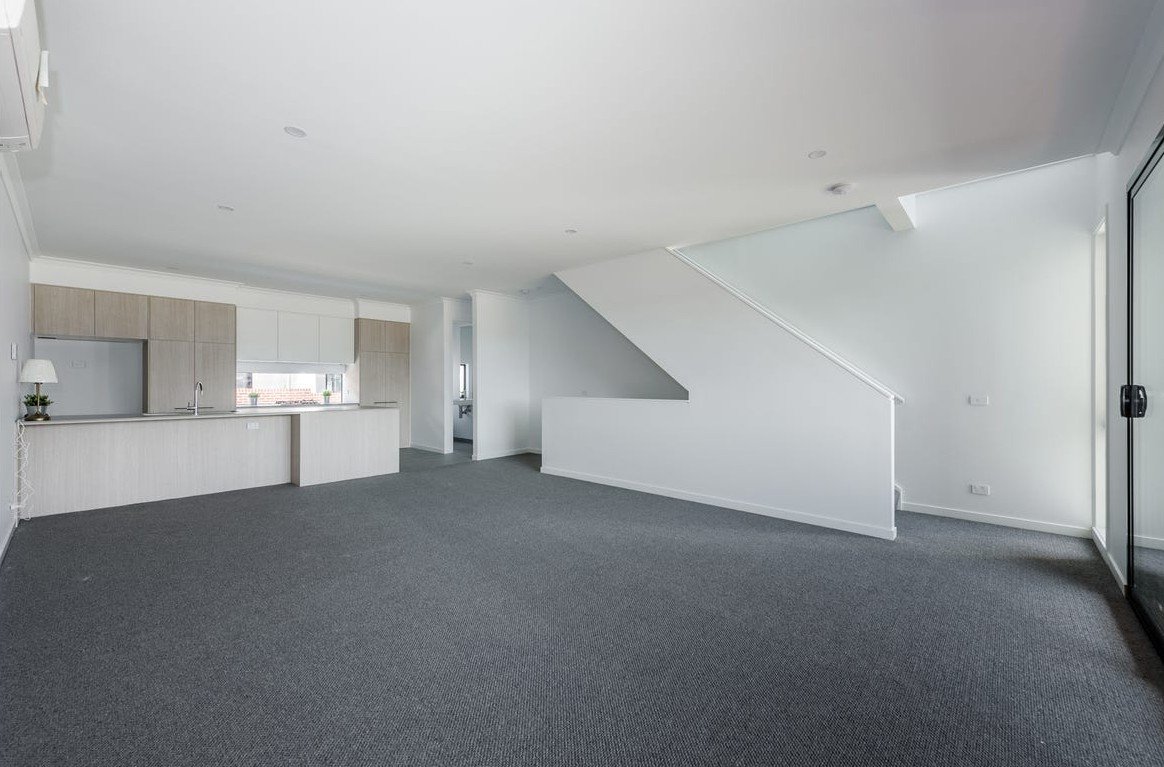 17 Celeste Walk, Clayton South image 2