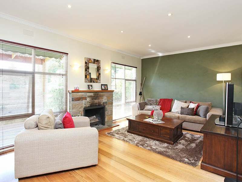 17 Churchill Way, Kilsyth image 2