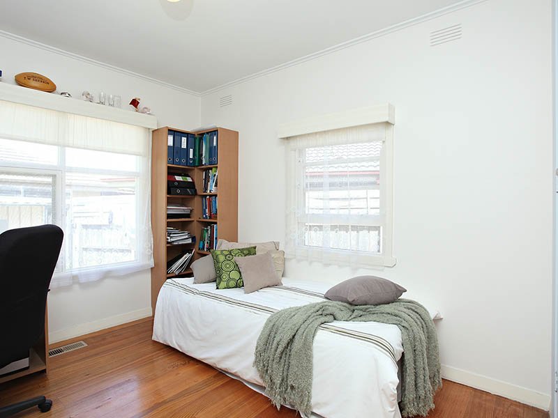 17 Churchill Way, Kilsyth image 6